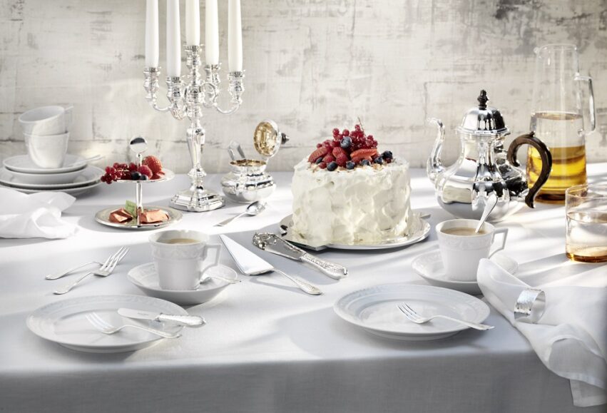 R&B Martele Table Setting