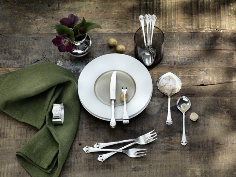 R&B Rosenmuster Table Setting