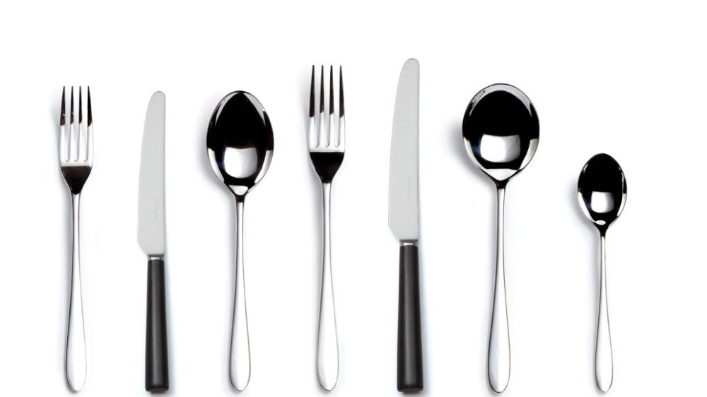 David Mellor Pride Cutlery with black handles 7 piece setting